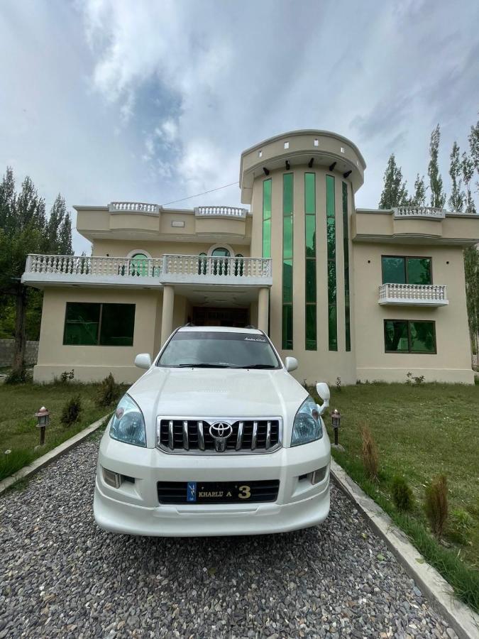 Skardu Saraye Hotel & Resort Exterior foto