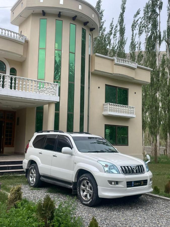 Skardu Saraye Hotel & Resort Exterior foto